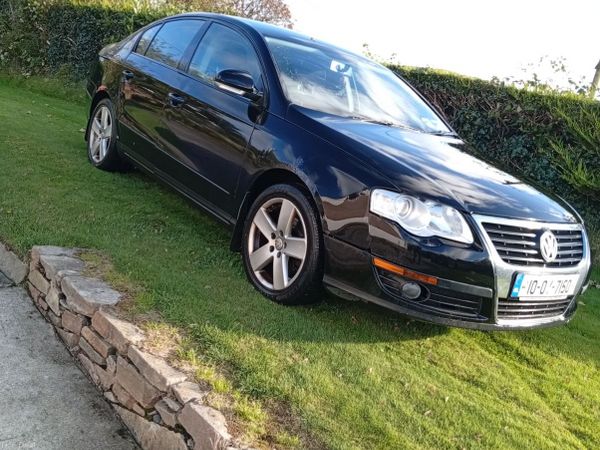 Volkswagen Passat Saloon, Diesel, 2010, Black