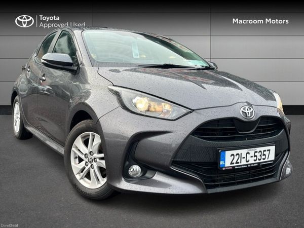 Toyota Yaris Hatchback, Petrol, 2022, Grey