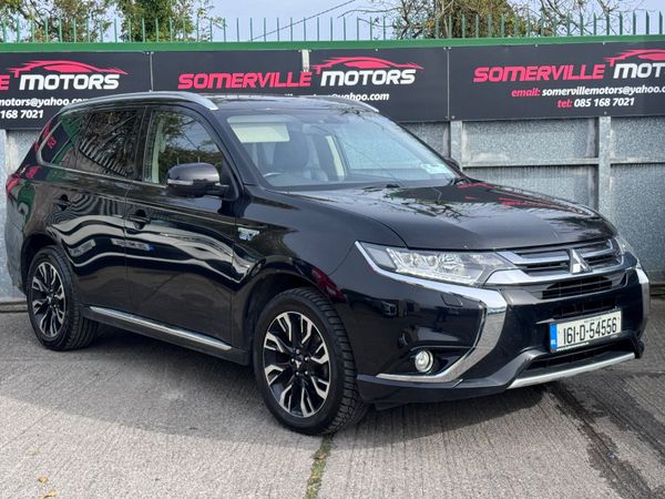 Mitsubishi Outlander SUV, Petrol Plug-in Hybrid, 2016, Black