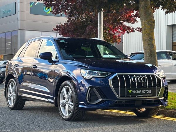 Audi Q3 SUV, Petrol Plug-in Hybrid, 2023, Blue