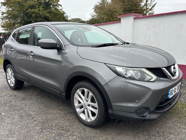 Nissan Qashqai Hatchback, Diesel, 2016, Grey