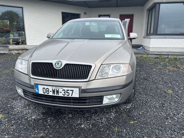 Skoda Octavia Hatchback, Diesel, 2008, Beige