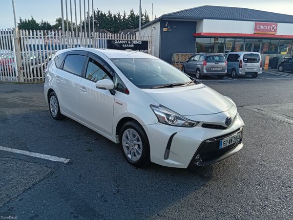 Toyota Prius Estate, Petrol Hybrid, 2015, White
