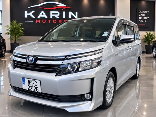 Toyota Voxy MPV, Petrol Hybrid, 2016, Silver