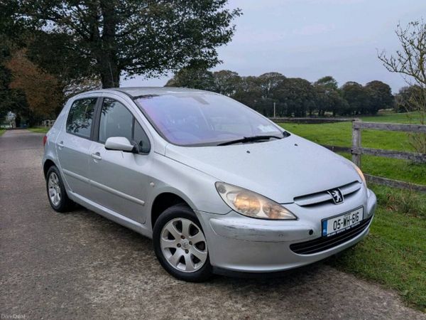 Peugeot 307 Hatchback, Diesel, 2005, Grey