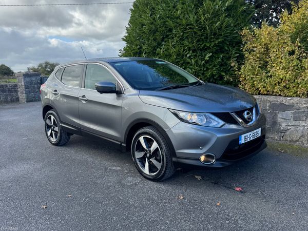 Nissan Qashqai Hatchback, Diesel, 2016, Grey