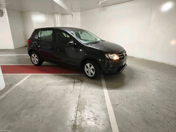 Dacia Sandero Hatchback, Petrol, 2016, Black