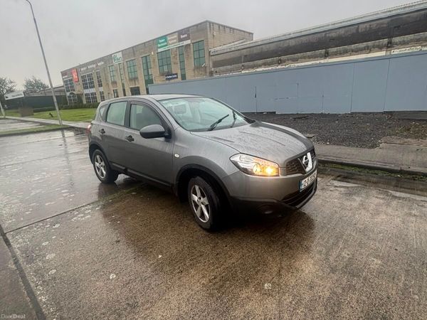 Nissan Qashqai Estate/Jeep, Diesel, 2012, Grey