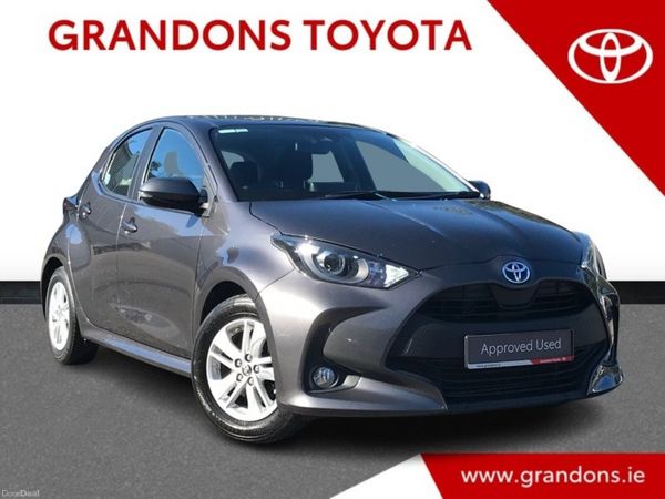 Toyota Yaris Hatchback, Petrol Hybrid, 2023, Grey