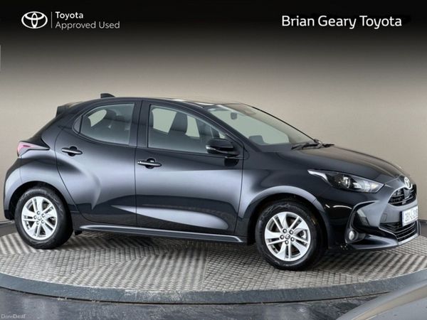 Toyota Yaris Hatchback, Petrol Hybrid, 2026, Black