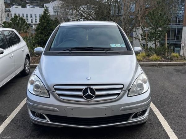 Mercedes-Benz B-Class MPV, Petrol, 2009, Silver
