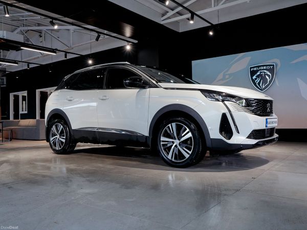 Peugeot 3008 MPV, Diesel, 2023, White