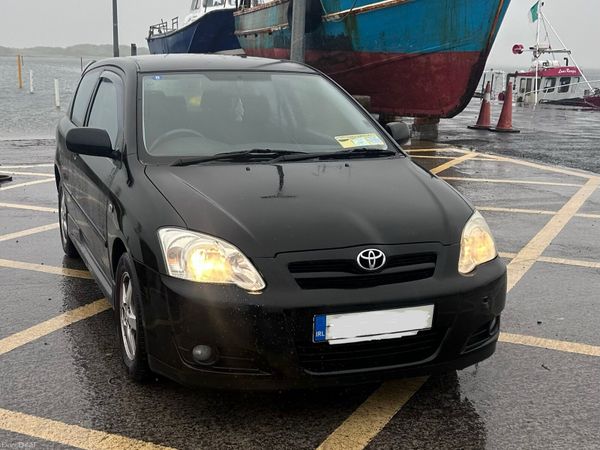 Toyota Corolla Hatchback, Petrol, 2006, Black