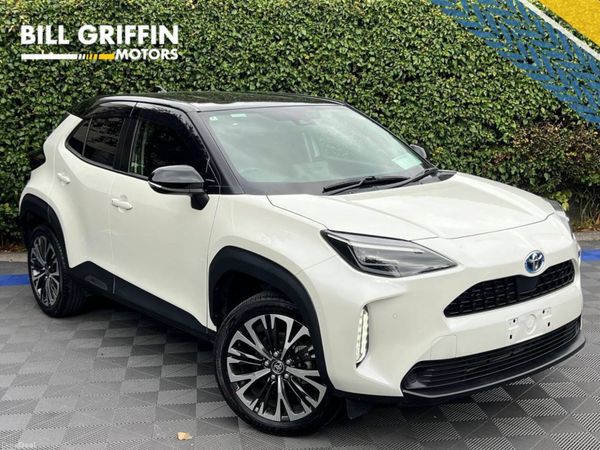 Toyota Yaris Cross SUV, Petrol Hybrid, 2022, White