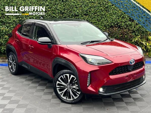 Toyota Yaris Cross SUV, Petrol Hybrid, 2021, Red