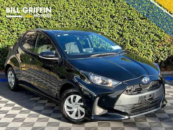 Toyota Yaris Hatchback, Petrol, 2022, Black