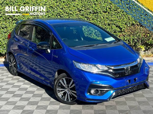 Honda Fit Hatchback, Petrol Hybrid, 2018, Blue