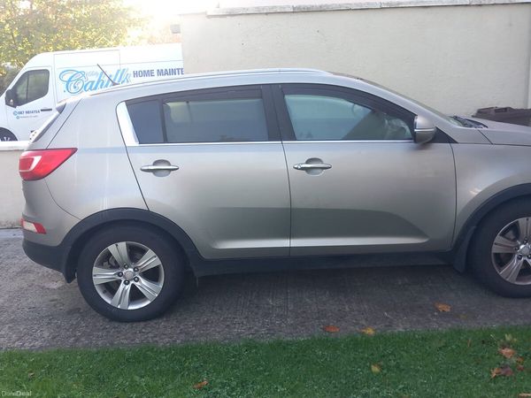 Kia Sportage SUV, Diesel, 2013, Silver