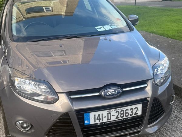 Ford Focus Hatchback, Diesel, 2014, Brown
