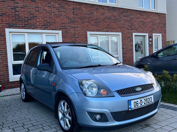 Ford Fiesta Hatchback, Petrol, 2006, Blue