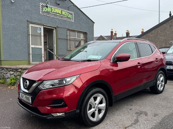 Nissan Qashqai MPV, Diesel, 2018, Red