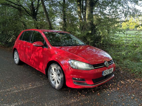 Volkswagen Golf Hatchback, Petrol, 2016, Red