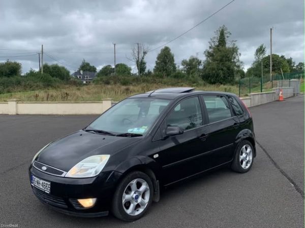 Ford Fiesta Hatchback, Petrol, 2005, Black
