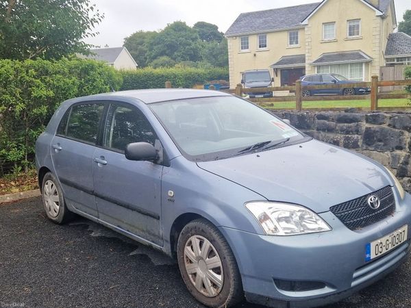 Toyota Corolla Hatchback, Petrol, 2003, Grey