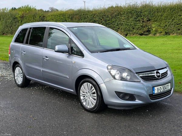 Opel Zafira MPV, Diesel, 2011, Silver