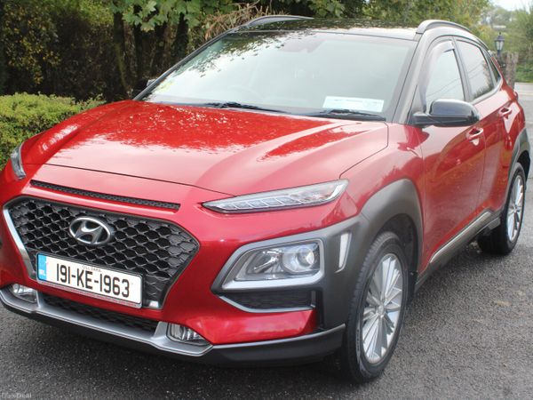 Hyundai KONA MPV, Petrol, 2019, Red