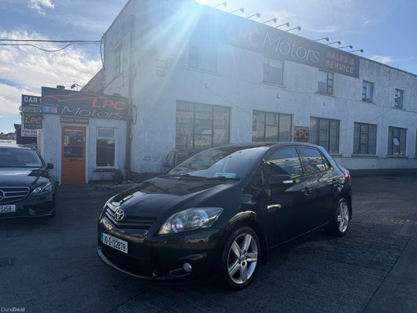 Toyota Auris Hatchback, Petrol, 2010, Black