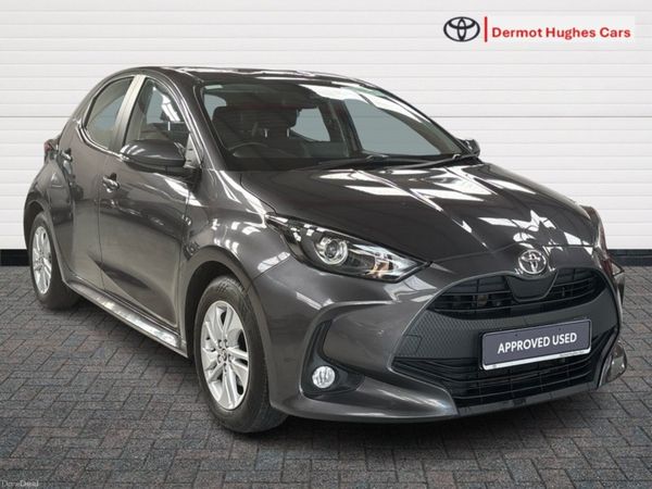 Toyota Yaris Hatchback, Petrol, 2022, Grey