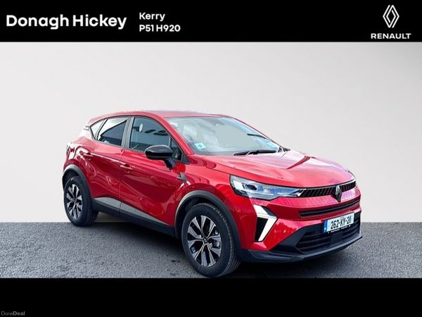 Renault Captur SUV, Petrol, 2026, Red