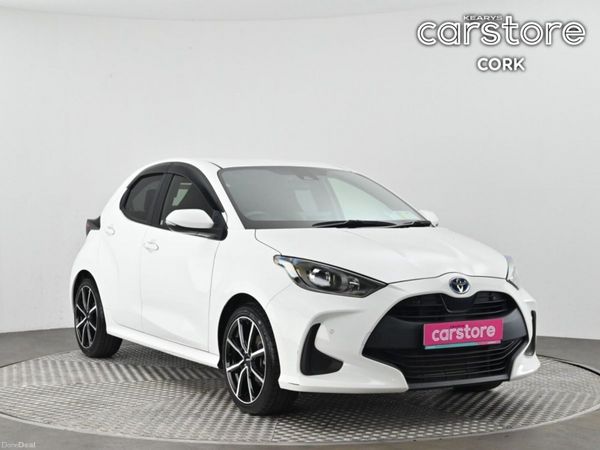 Toyota Yaris Hatchback, Petrol Hybrid, 2021, White