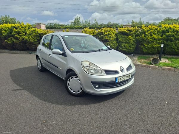 Renault Clio Hatchback, Petrol, 2007, Silver