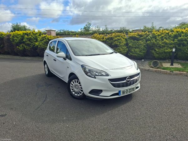 Opel Corsa Hatchback, Petrol, 2016, White