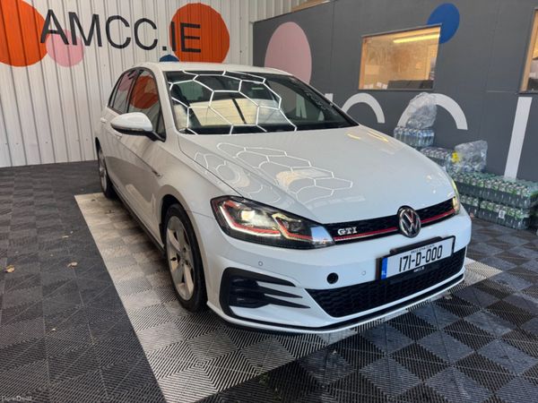Volkswagen Golf Hatchback, Petrol, 2017, White