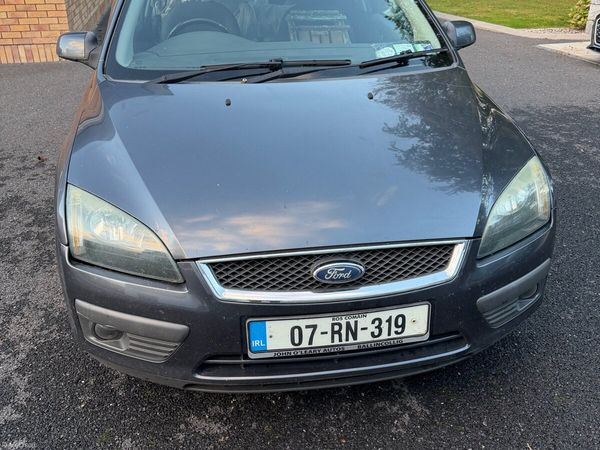 Ford Focus Hatchback, Petrol, 2007, Grey