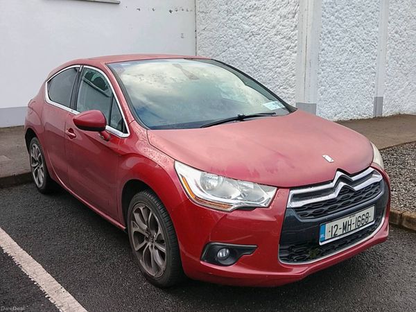 Citroen DS 4 Hatchback, Diesel, 2012, Red