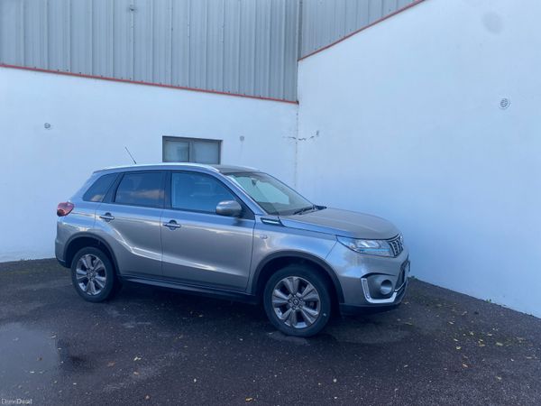 Suzuki Vitara SUV, Petrol Hybrid, 2024, Grey
