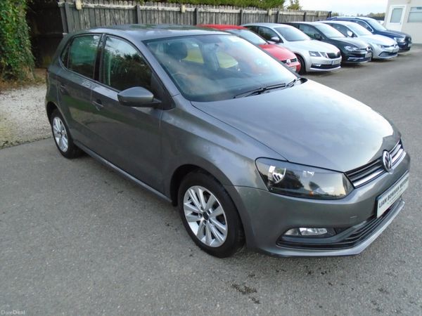 Volkswagen Polo Hatchback, Petrol, 2015, Grey