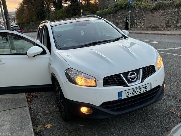 Nissan Qashqai Hatchback, Diesel, 2012, White