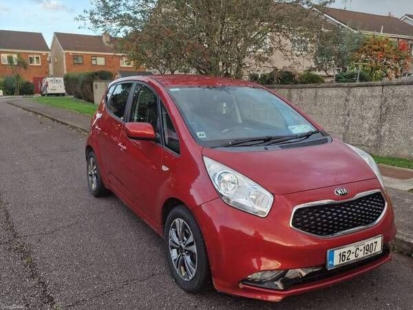 Kia Venga MPV, Diesel, 2016, Red