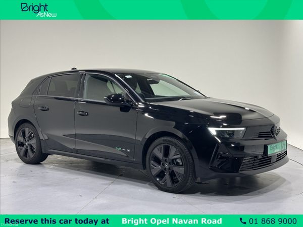 Opel Astra Hatchback, Electric, 2026, Black
