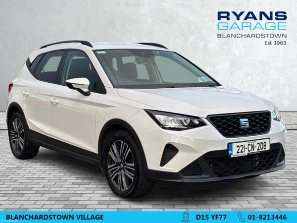 SEAT Arona Hatchback, Petrol, 2022, White