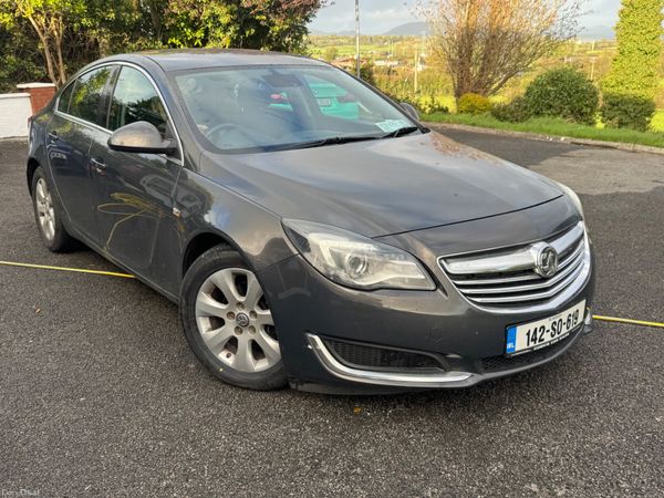 Vauxhall Insignia Hatchback, Diesel, 2014, Grey
