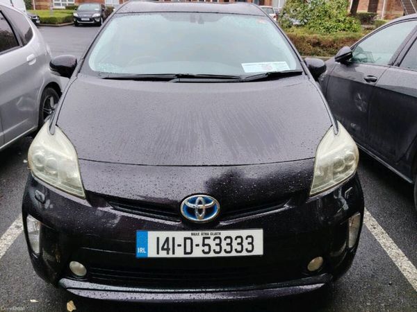 Toyota Prius Hatchback, Petrol Hybrid, 2014, Purple
