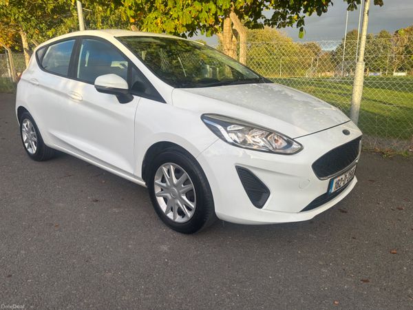 Ford Fiesta Hatchback, Petrol, 2018, White