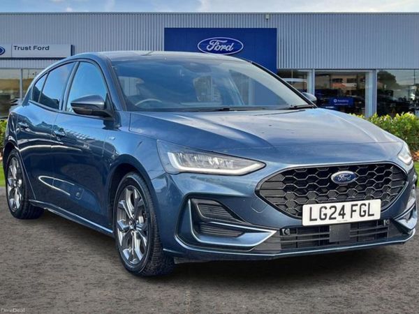 Ford Focus Hatchback, Petrol, 2024, Blue