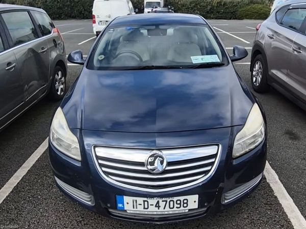 Vauxhall Insignia Hatchback, Diesel, 2011, Blue